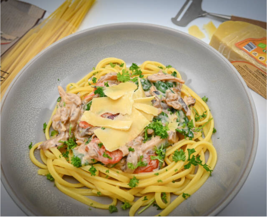 Creamy Vegan Pasta with Variety of Mushrooms – VEGALIANO