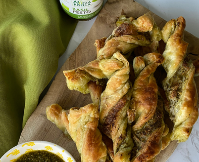 Vegan Pesto Baked Twirls with Mozzarella