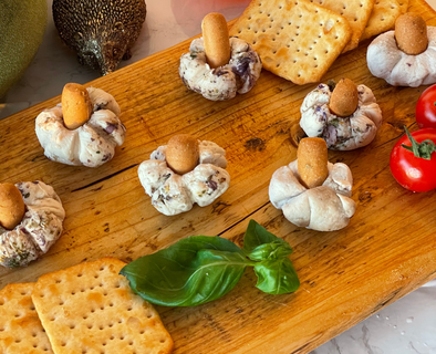 Halloween Vegan 4 Cheese Pumpkin Bites